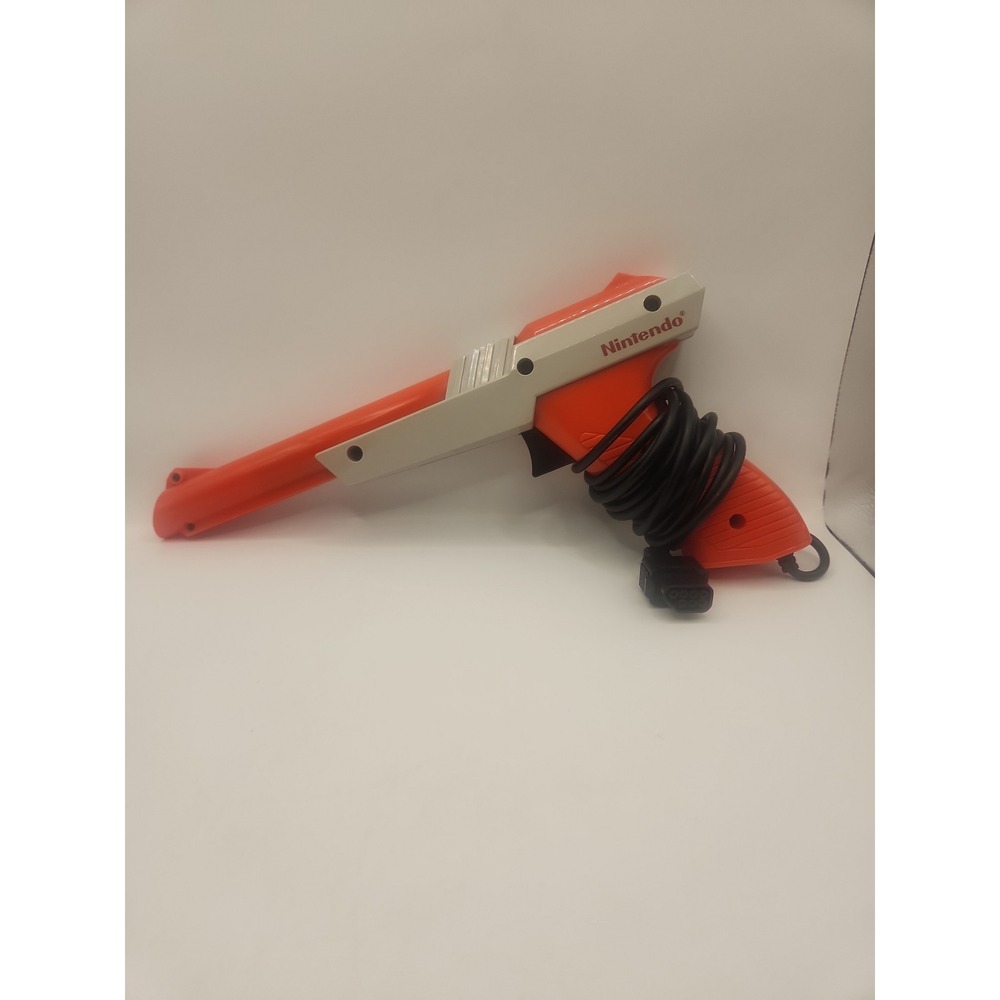 Original 1985 Nintendo NES Zapper Duck Hunt Gun - NES-005